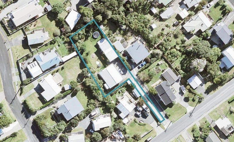 9 Alexander Road, Algies Bay, Warkworth - Carousel 1