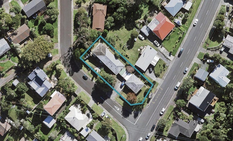 3/1 Leigh Terrace, Bayview, Auckland - Carousel 1