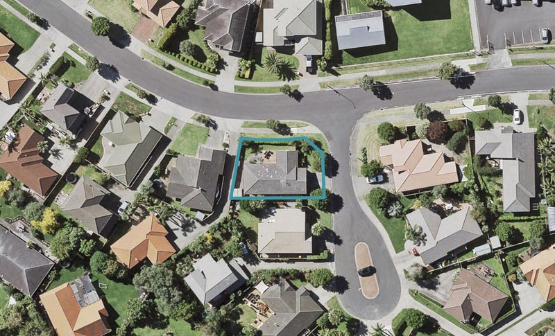 1 Aviara Court, Northpark, Auckland - Carousel 1