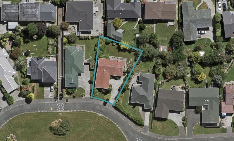 26 Cruickshank Crescent, Rosedale, Invercargill - Carousel 1