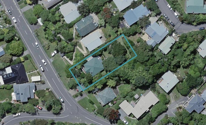 19 Crofton Road, Ngaio, Wellington - Carousel 1