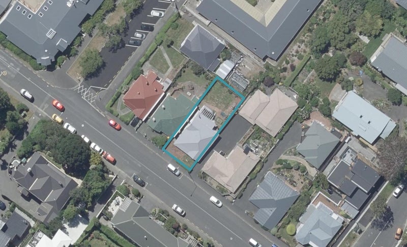 51 Balmacewen Road, Maori Hill, Dunedin - Carousel 1