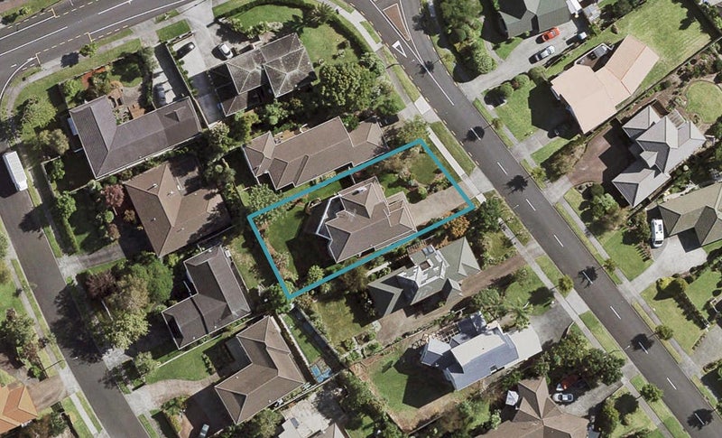 56 Wairere Road, The Gardens, Auckland - Carousel 1