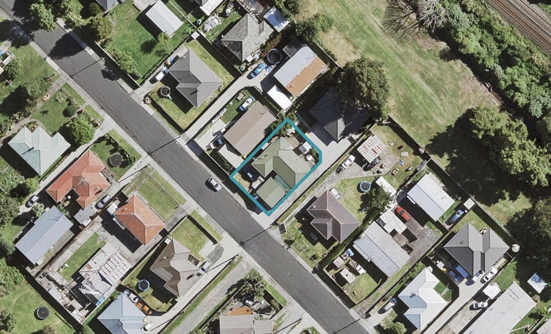 8 Greenhaven Avenue, Opaheke, Papakura - Carousel 1