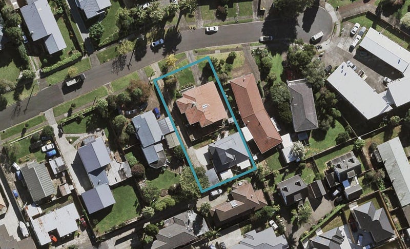 1/21 Grande Vue Road, Papatoetoe, Auckland - Carousel 1
