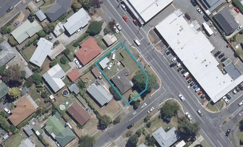 2 Crosher Place, Silverdale, Hamilton - Carousel 1