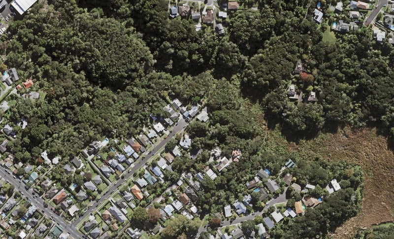 31 Le Roy Terrace, Birkenhead, Auckland - Carousel 1
