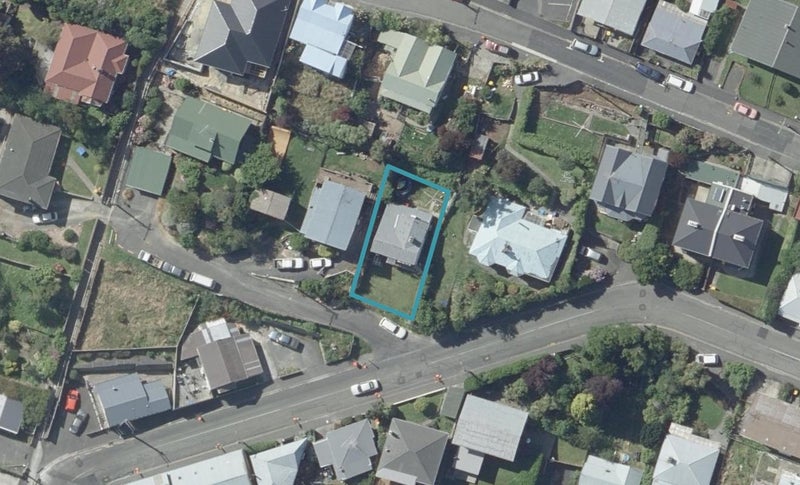 7 Iona Street, Mornington, Dunedin - Carousel 1
