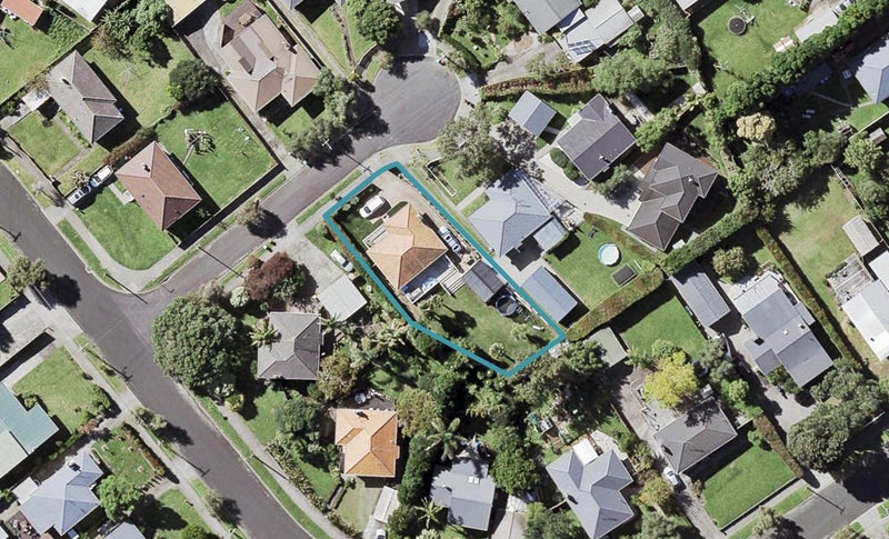 3 Lanark Place, Glen Innes, Auckland - Carousel 1