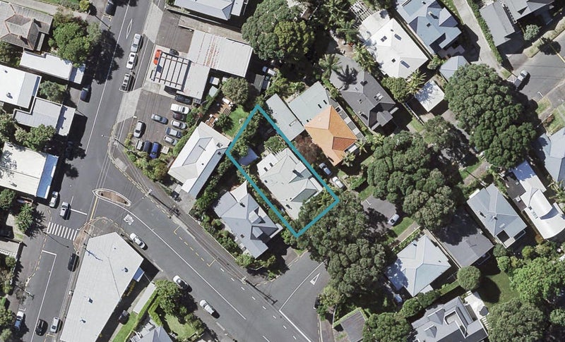 3 Arawa Avenue, Devonport, Auckland - Carousel 1