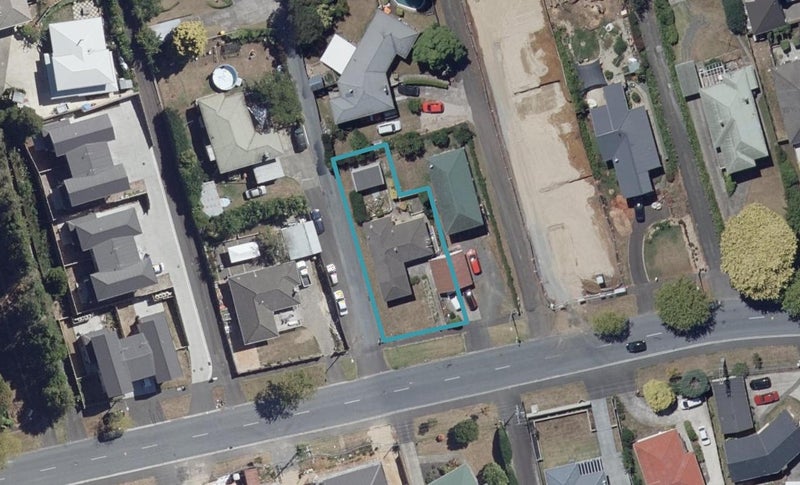 110 Mahoe Street, Melville, Hamilton - Carousel 1