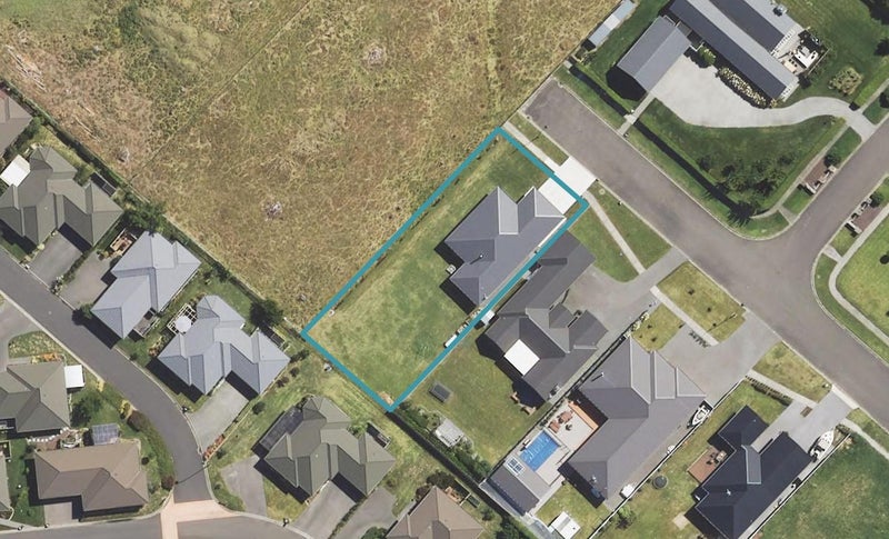 56 Sterling Park, Lytton West, Gisborne - Carousel 1