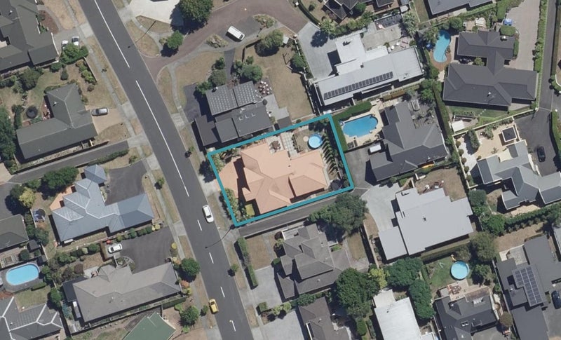 10 Caversham Drive, Rototuna, Hamilton - Carousel 1