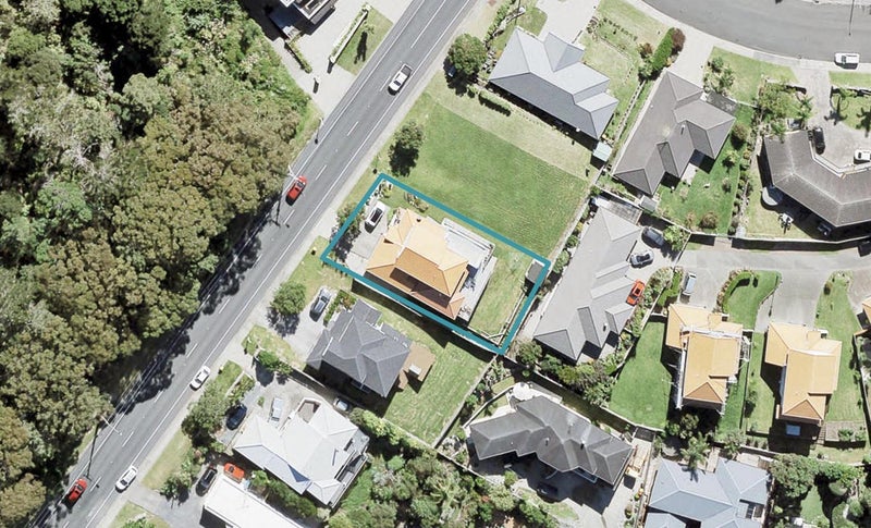 1213 Whangaparaoa Road, Gulf Harbour, Whangaparaoa - Carousel 1