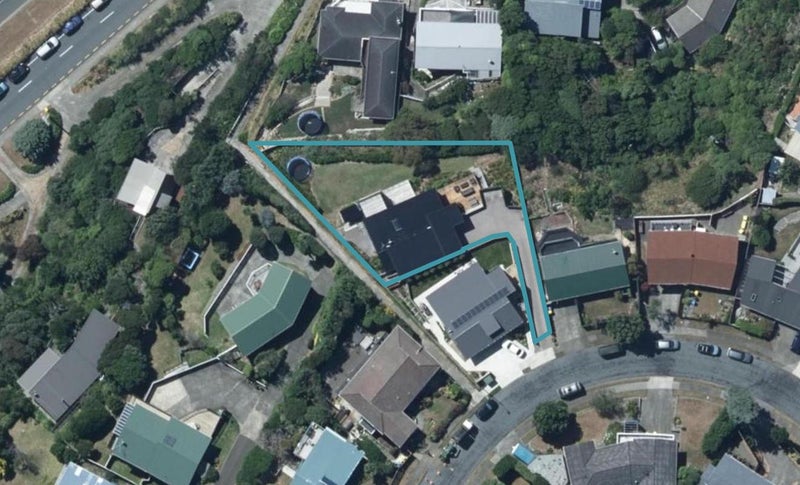 7 Doon Grove, Papakowhai, Porirua - Carousel 1