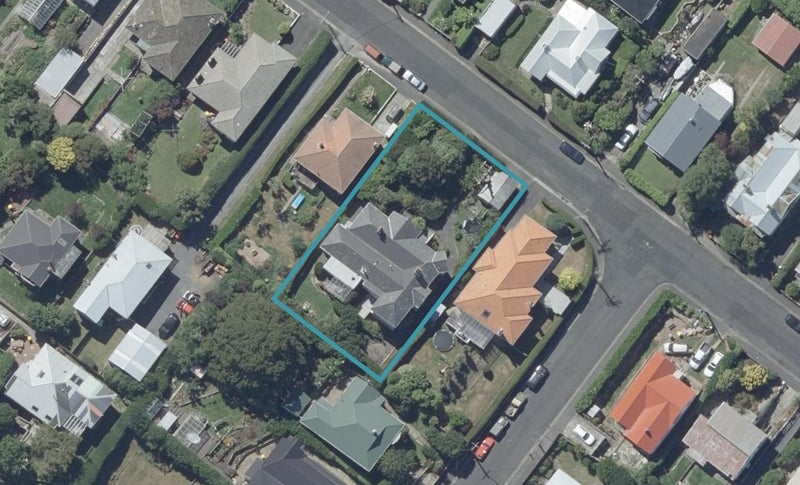 51 Beresford Street, Kaikorai, Dunedin - Carousel 1