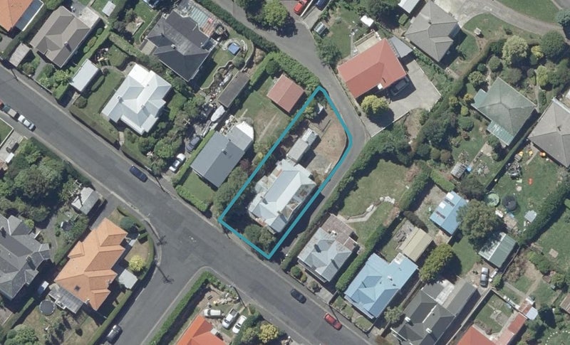56 Beresford Street, Kaikorai, Dunedin - Carousel 1
