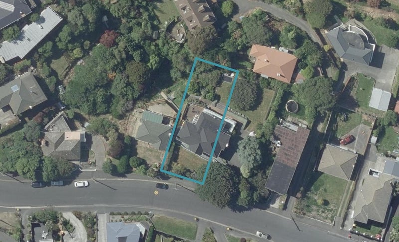 26 Earls Road, Saint Clair, Dunedin - Carousel 1