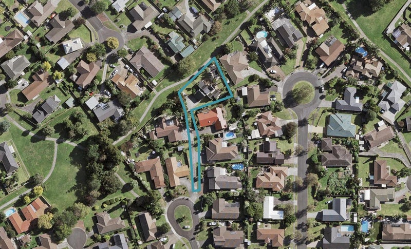 15 Talga Court, Conifer Grove, Takanini - Carousel 1