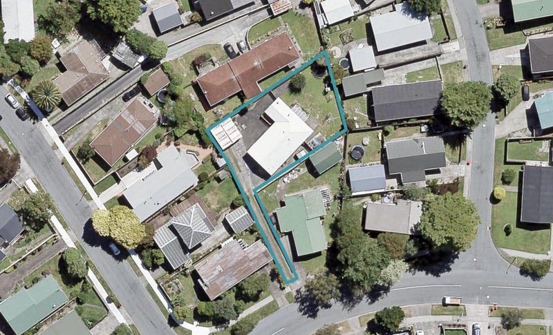 11 Montana Road, Totara Park, Upper Hutt - Carousel 1