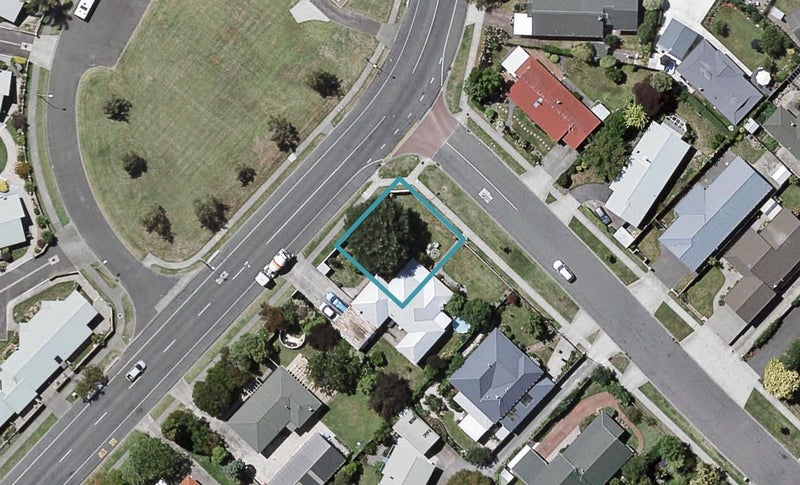 75 Park Road, Greenmeadows, Napier - Carousel 1