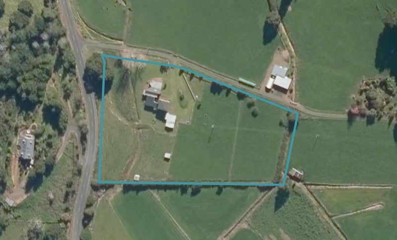 1364 Hukerenui Road, Hikurangi - Carousel 1