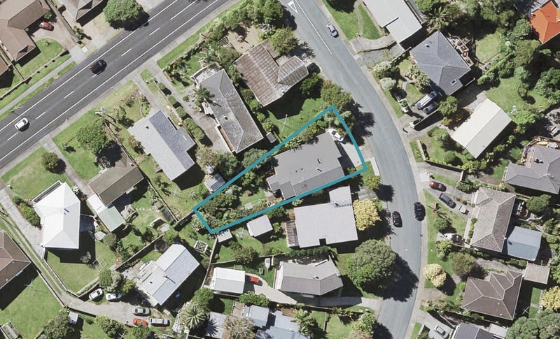 3 Finnerty Avenue, Howick, Auckland - Carousel 1