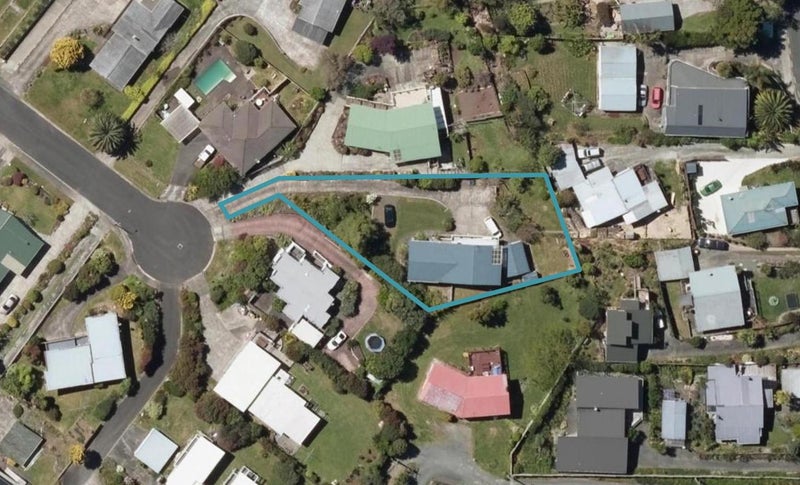 19 Mountain Road, Morningside, Whangarei - Carousel 1