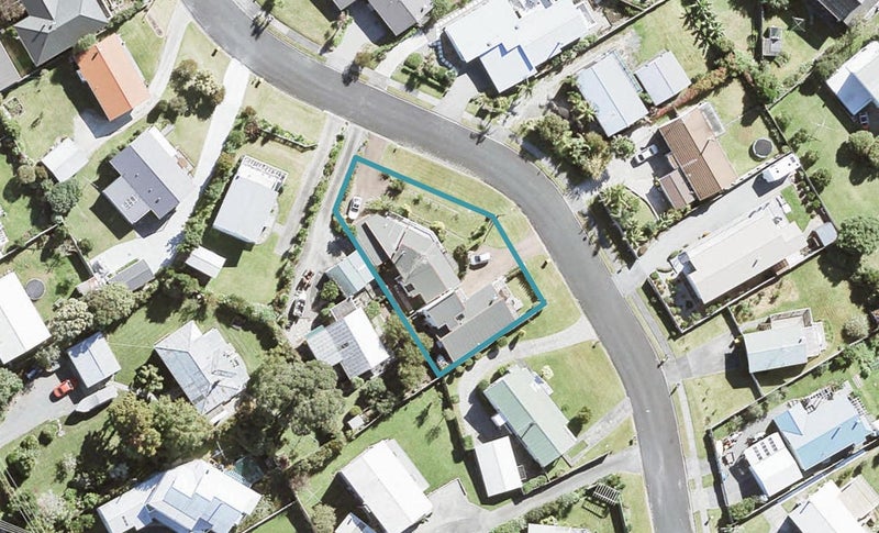 2/19 Mera Road, Algies Bay, Auckland - Carousel 1