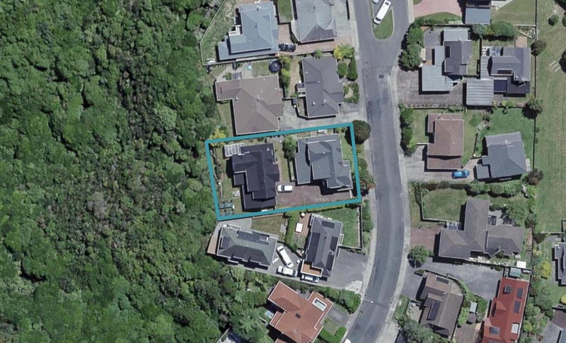 47 Satara Crescent, Khandallah, Wellington - Carousel 1