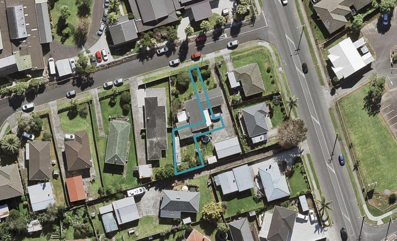 5/4 Bingara Place, Favona, Auckland - Carousel 1