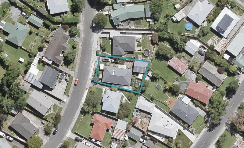 36 Oregon Drive, Maoribank, Upper Hutt - Carousel 1