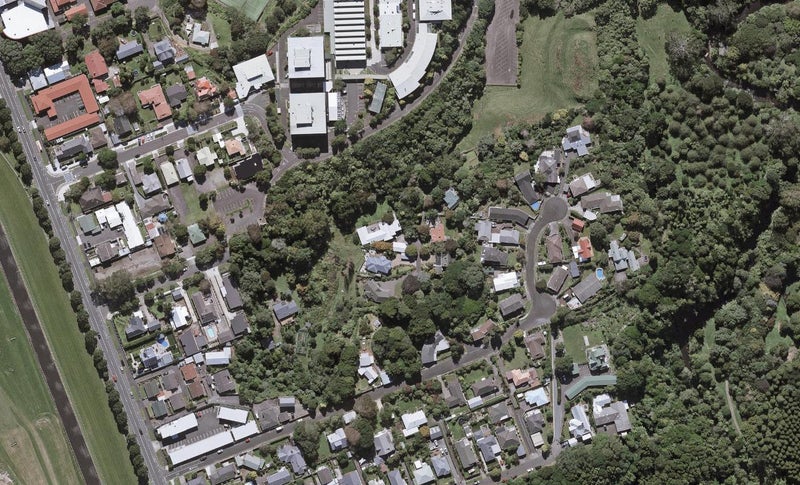 27C Frank Wilson Terrace, Welbourn, New Plymouth - Carousel 1