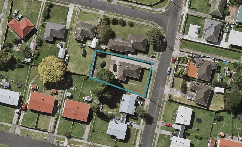 4 Tyrone Street, Otara, Auckland - Carousel 1