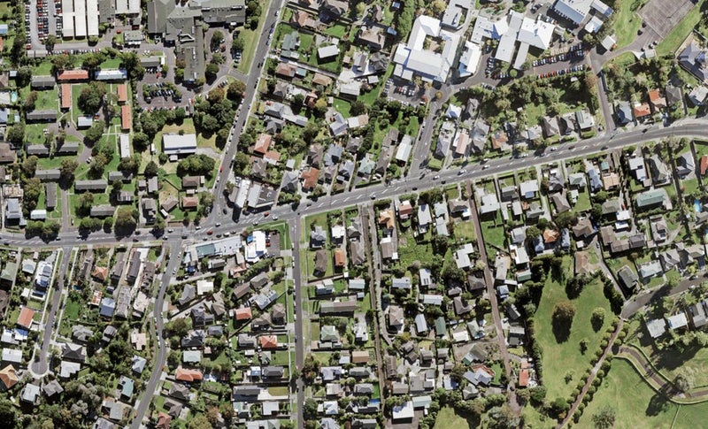 204 White Swan Road, Mount Roskill, Auckland - Carousel 1