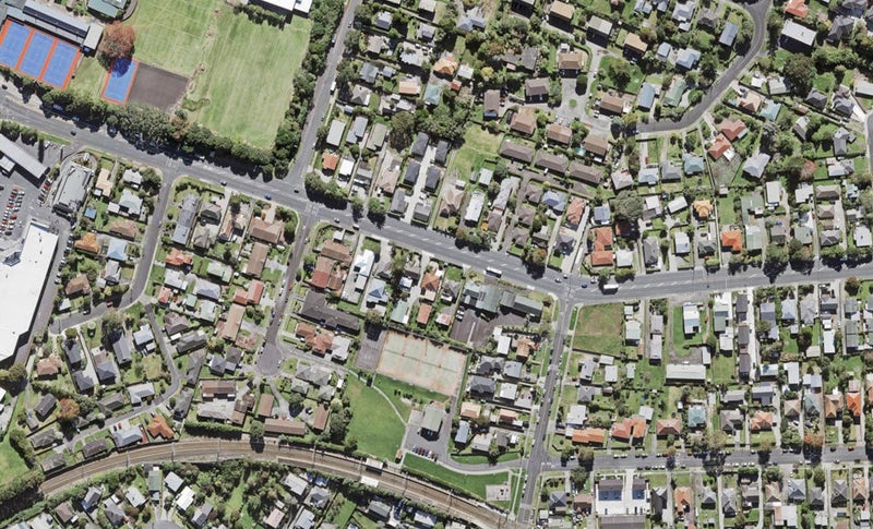 3240 Great North Road, New Lynn, Auckland - Carousel 1