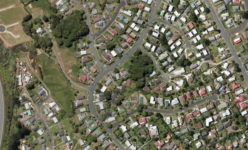 51 Eden Terrace, Te Kamo, Whangārei - Carousel 1