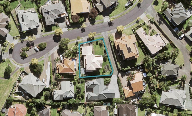 24 Tornado Place, West Harbour, Auckland - Carousel 1