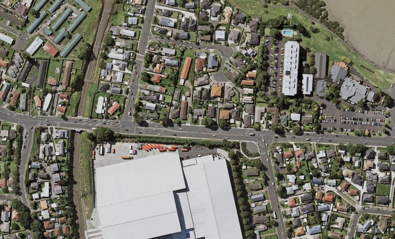 2/42 Waipuna Road, Mount Wellington, Auckland - Carousel 1