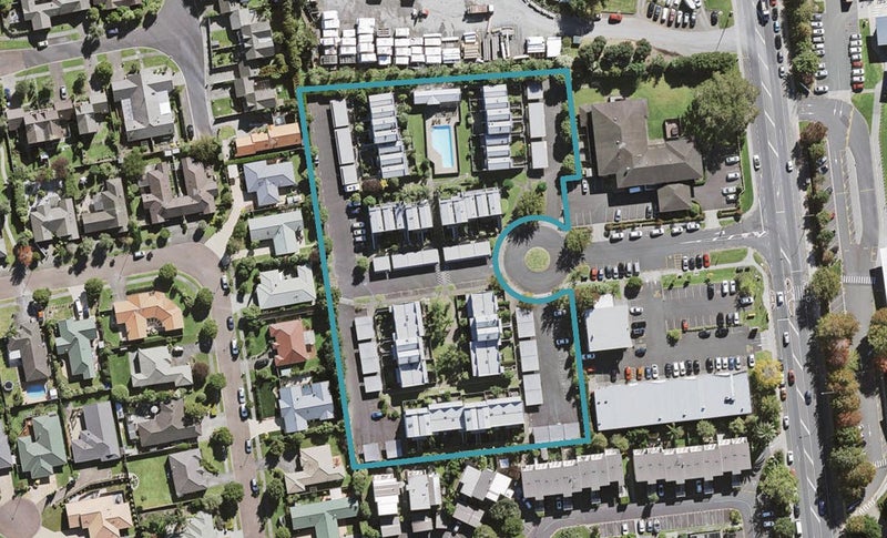 17/5 Carolina Place, Albany, Auckland - Carousel 1