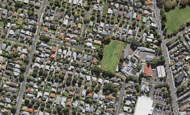 17 Ambury Avenue, Royal Oak, Auckland - Carousel 1
