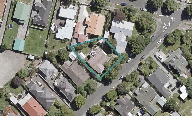 79 Totara Crescent, Woburn, Lower Hutt - Carousel 1