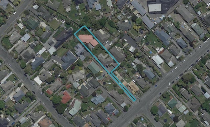 1/38 Aorangi Road, Bryndwr, Christchurch - Carousel 1