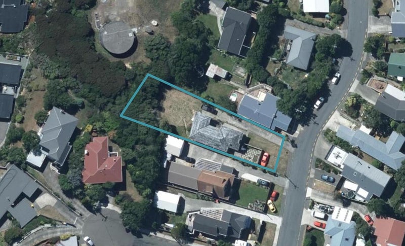 10 Tirowhanga Road, Paremata, Porirua - Carousel 1