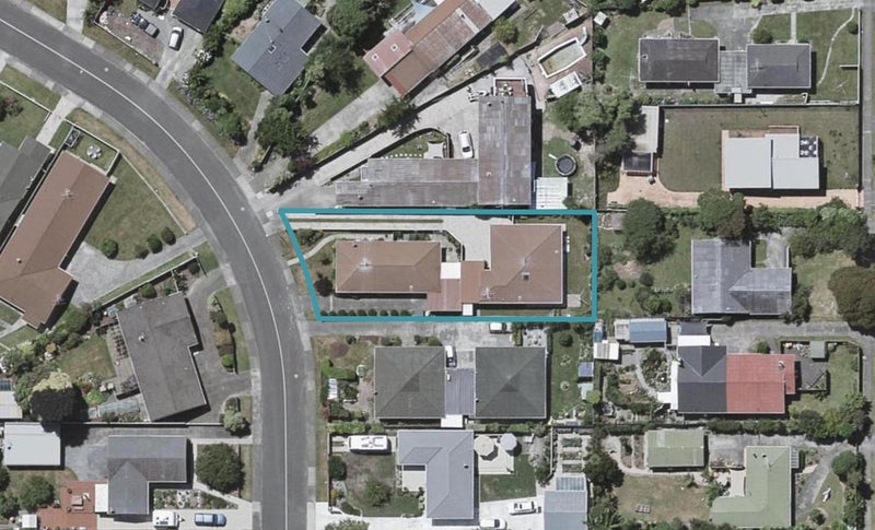 0 , Waikanae - Carousel 1