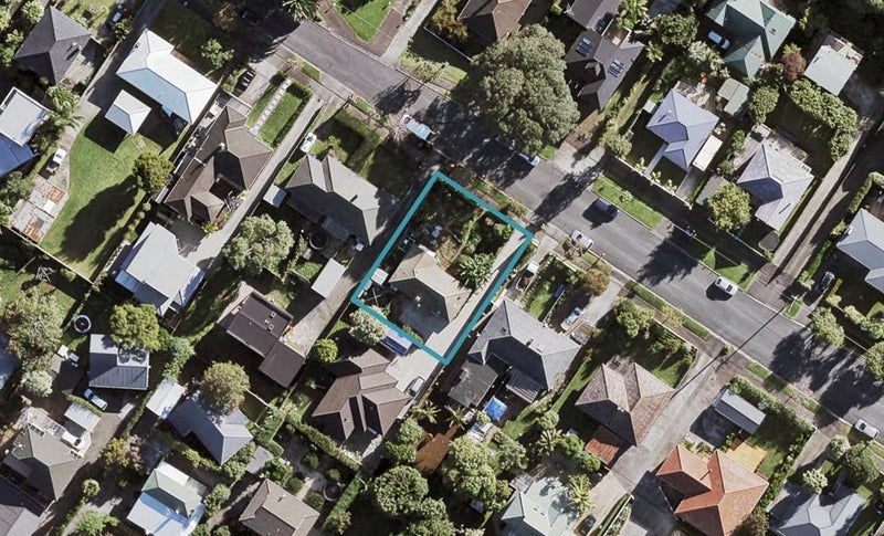 72A Alverston Street, Waterview, Auckland - Carousel 1