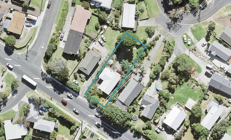 742 Whangaparaoa Road, Manly, Whangaparaoa - Carousel 1