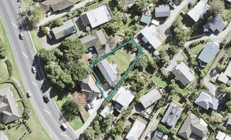 444A Whangaparaoa Road, Stanmore Bay, Whangaparaoa - Carousel 1