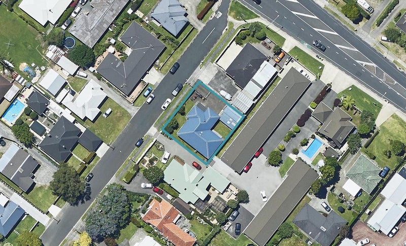 6 Alexander Street, Tauranga South, Tauranga - Carousel 1