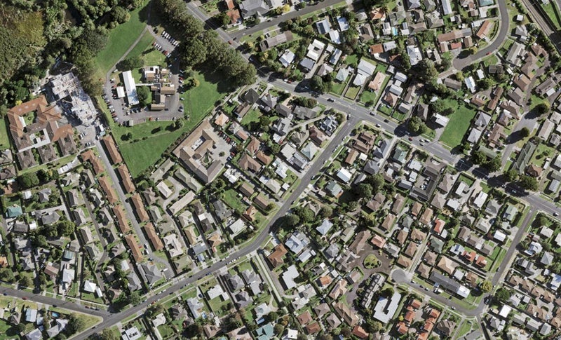 3 Youngs Road, Papakura, Papakura - Carousel 1